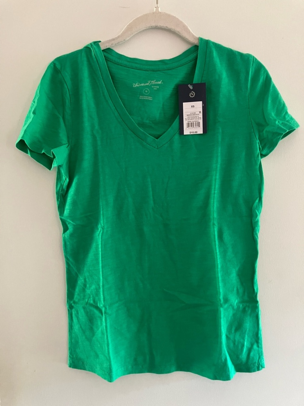 Universal Thread Green V-Neck Short Sleeve Tee